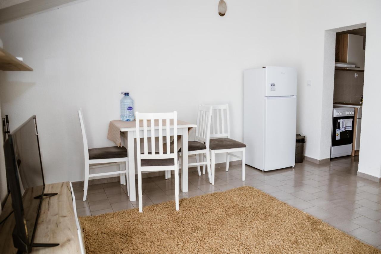 Iker Apartments Tivat Exterior photo