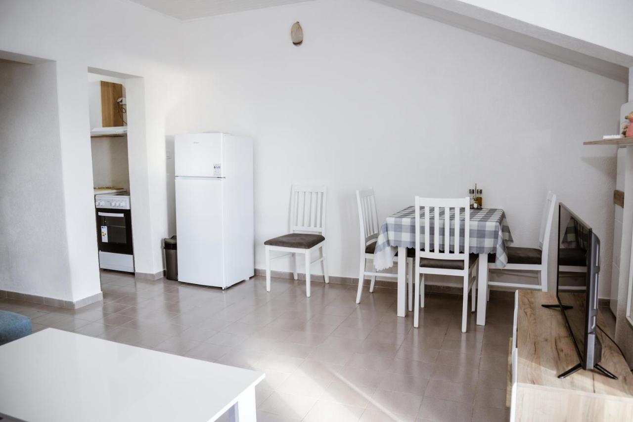 Iker Apartments Tivat Exterior photo
